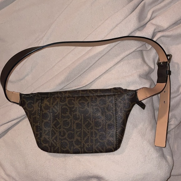 Calvin Klein belt bag - Picture 2 of 2